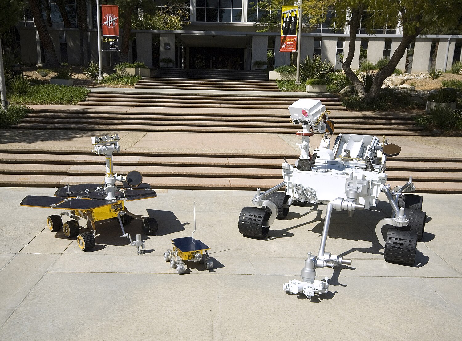 Mars Science Laboratory mockup comparison.jpg